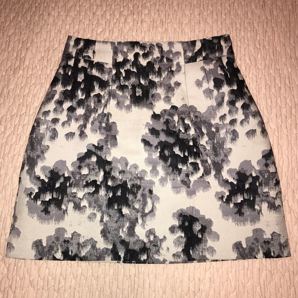 H&M Monochromatic Mini Skirt